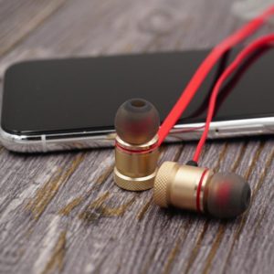 Écouteurs Bluetooth piston métalliques